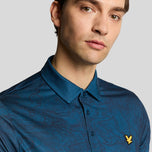 Lyle & Scott 컨투어 인쇄 골프 폴로 셔츠 - 다크 해군