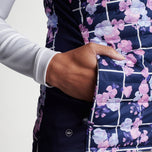 Peter Millar Dames Merge Hybride waterbestendig golfjas - Navy Picnic Floral